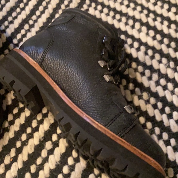 Euc MARC FISHER BLACK LACE UP ANKLR BOOTS - - Picture 3 of 6